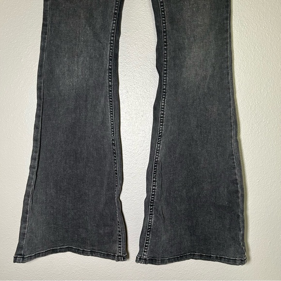 Free People Penny Pull On Flare Jeans women’s size 29 - Picture 5 of 10